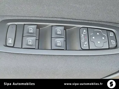 Photo 29 Renault Megane Mégane IV Berline TCe 140 EDC FAP - 21N