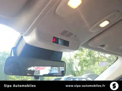 Photo 22 Renault Megane Mégane IV Berline TCe 140 EDC FAP - 21N