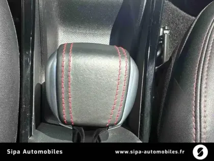 Photo 22 Peugeot 2008  PureTech 110ch S&S EAT6