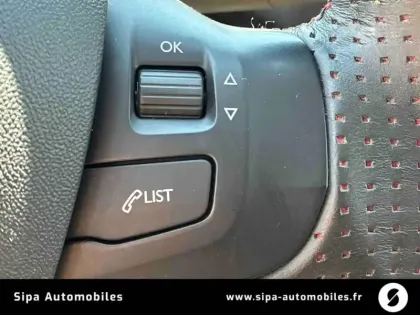 Photo 33 Peugeot 2008  PureTech 110ch S&S EAT6