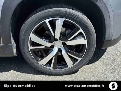 Photo 28 Peugeot 2008  PureTech 110ch S&S EAT6