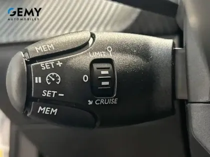 Photo 11 Peugeot 2008  Hybrid 110 e-DCS6