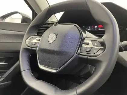 Photo 28 Peugeot 308  SW BlueHDi 130ch S&S EAT8