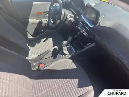 Photo 12 Peugeot 208  PureTech 75 S&S BVM5