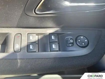 Photo 23 Peugeot 208  PureTech 75 S&S BVM5