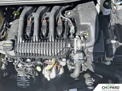 Photo 25 Peugeot 208  PureTech 75 S&S BVM5