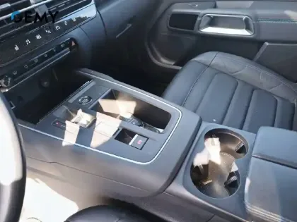 Photo 11 Citroën C5 aircross  Hybride Rechargeable 225 e-EAT8