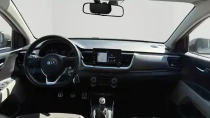 Photo 13 Kia Stonic  1.0 T-GDi 100 ch ISG BVM5