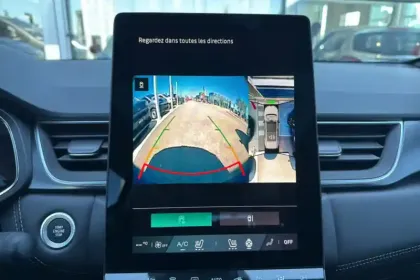 Photo 21 Renault Symbioz  E-Tech full hybrid 145