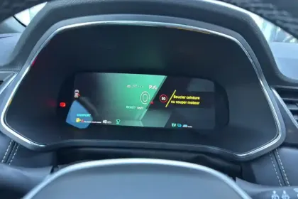 Photo 17 Renault Symbioz  E-Tech full hybrid 145