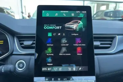 Photo 38 Renault Symbioz  E-Tech full hybrid 145