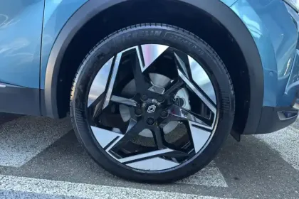 Photo 14 Renault Symbioz  E-Tech full hybrid 145