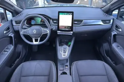 Photo 15 Renault Symbioz  E-Tech full hybrid 145