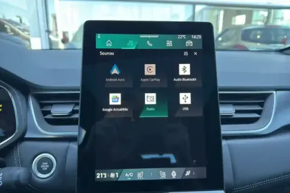 Photo 39 Renault Symbioz  E-Tech full hybrid 145