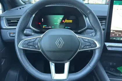 Photo 18 Renault Symbioz  E-Tech full hybrid 145