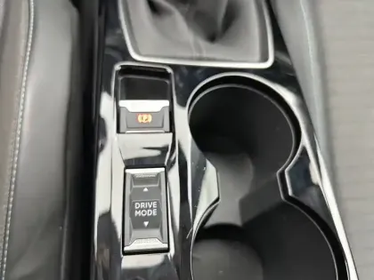 Photo 25 Peugeot 208  PureTech 100 S&S BVM6