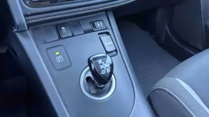 Photo 19 Toyota Auris  Hybride 136h