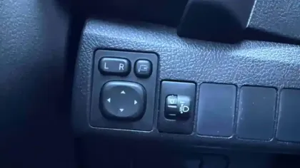 Photo 23 Toyota Auris  Hybride 136h