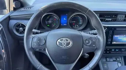 Photo 12 Toyota Auris  Hybride 136h