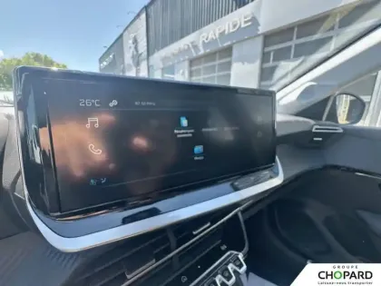 Photo 13 Peugeot 208  Hybrid 110 ch e-DCS6