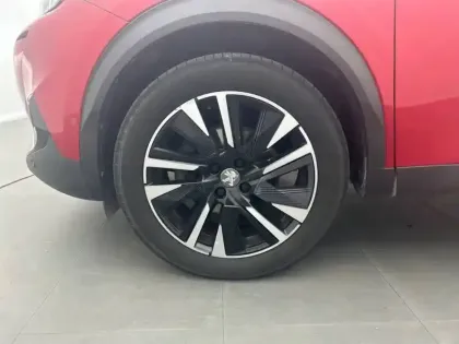 Photo 12 Peugeot 2008  PureTech 155 S&S EAT8