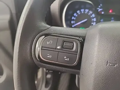 Photo 21 Citroën C3 Aircross  PureTech 110 S&S BVM6