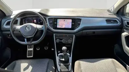 Photo 23 Volkswagen T-roc  1.0 TSI 110 Start/Stop BVM6