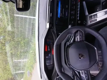 Photo 7 Peugeot 308  Hybrid 136 e-DCS6