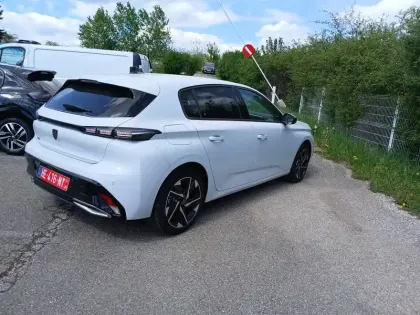 Photo 14 Peugeot 308  Hybrid 136 e-DCS6