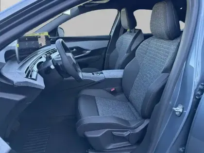 Photo 10 Peugeot 3008  Hybrid 145 e-DCS6