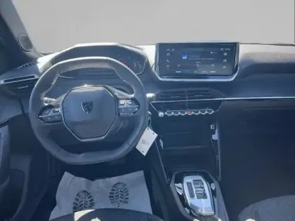 Photo 7 Peugeot 2008  Hybrid 110 e-DCS6