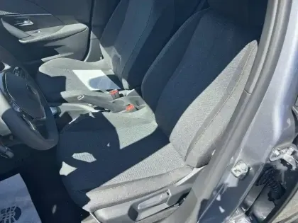 Photo 10 Peugeot 2008  Hybrid 110 e-DCS6