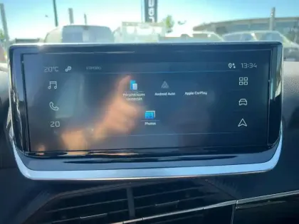 Photo 17 Peugeot 2008  Hybrid 110 e-DCS6