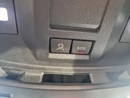 Photo 17 Peugeot 3008  Electrique 210 ch 73 kWh