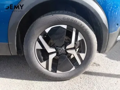 Photo 10 Peugeot 2008  Electrique 54 kWh 156 ch