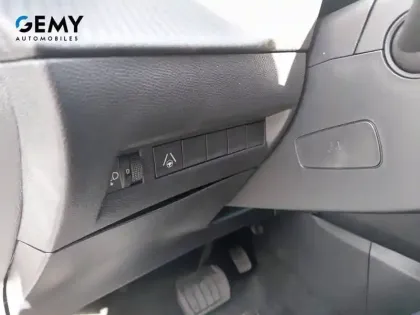 Photo 19 Peugeot 2008  Electrique 54 kWh 156 ch