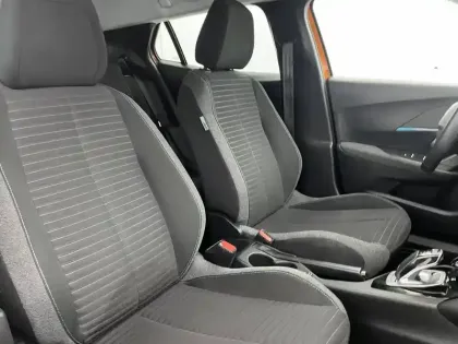 Photo 26 Peugeot 2008  PureTech 130 S&S EAT8