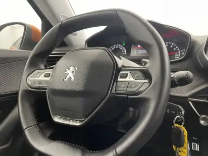 Photo 28 Peugeot 2008  PureTech 130 S&S EAT8