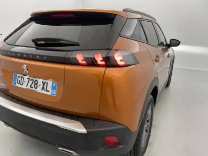 Photo 30 Peugeot 2008  PureTech 130 S&S EAT8