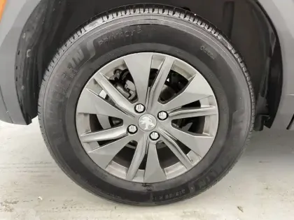 Photo 18 Peugeot 2008  PureTech 130 S&S EAT8