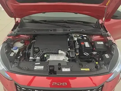 Photo 26 Peugeot 208  PureTech 100 S&S EAT8