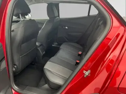 Photo 11 Peugeot 2008  BlueHDi 110 S&S BVM6
