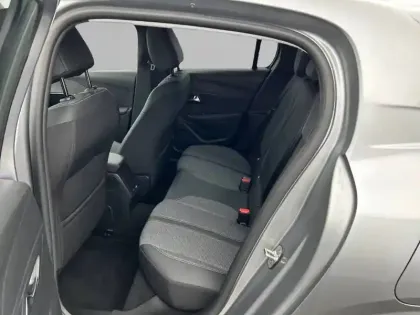 Photo 11 Peugeot 208  Hybrid 110 ch e-DCS6