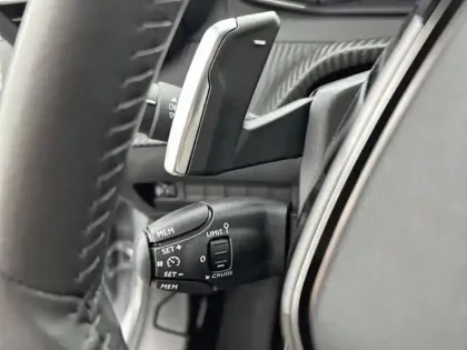 Photo 25 Peugeot 208  Hybrid 110 ch e-DCS6