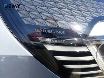 Photo 14 Renault Captur  E-Tech 145 - 21