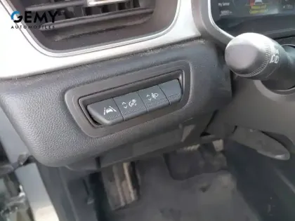 Photo 17 Renault Captur  E-Tech 145 - 21