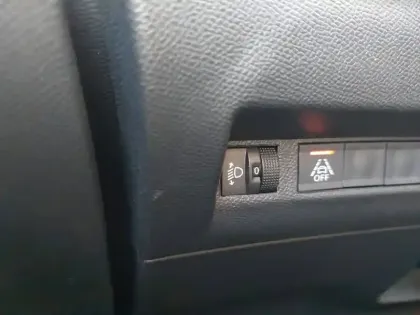 Photo 19 Peugeot 208  BlueHDi 100 S&S BVM6