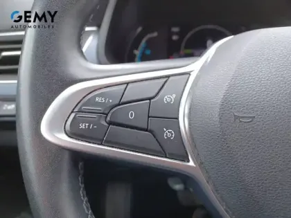 Photo 13 Renault Arkana  E-Tech 145