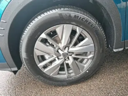 Photo 12 Peugeot 5008  Hybrid 145 ch e-DCS6