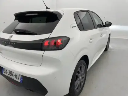 Photo 12 Peugeot 208  PureTech 100 S&S BVM6